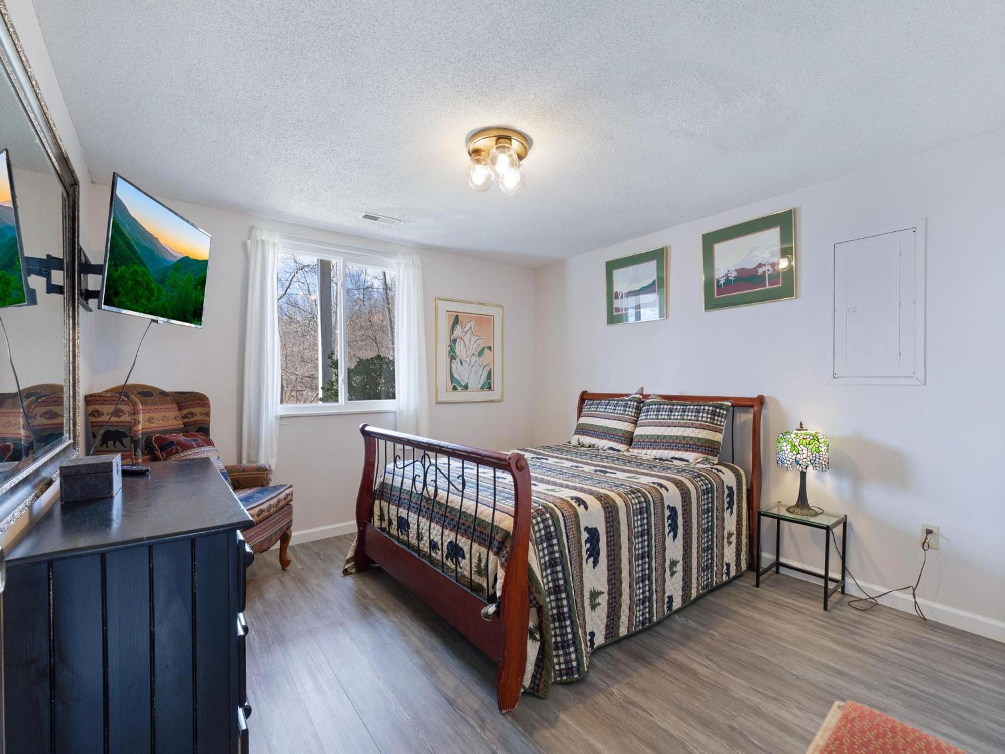 High Cotton, 3 Bedroom, Hot Tub, Mountain View, Sleeps 6, Pet Friendly Gatlinburg Buitenkant foto