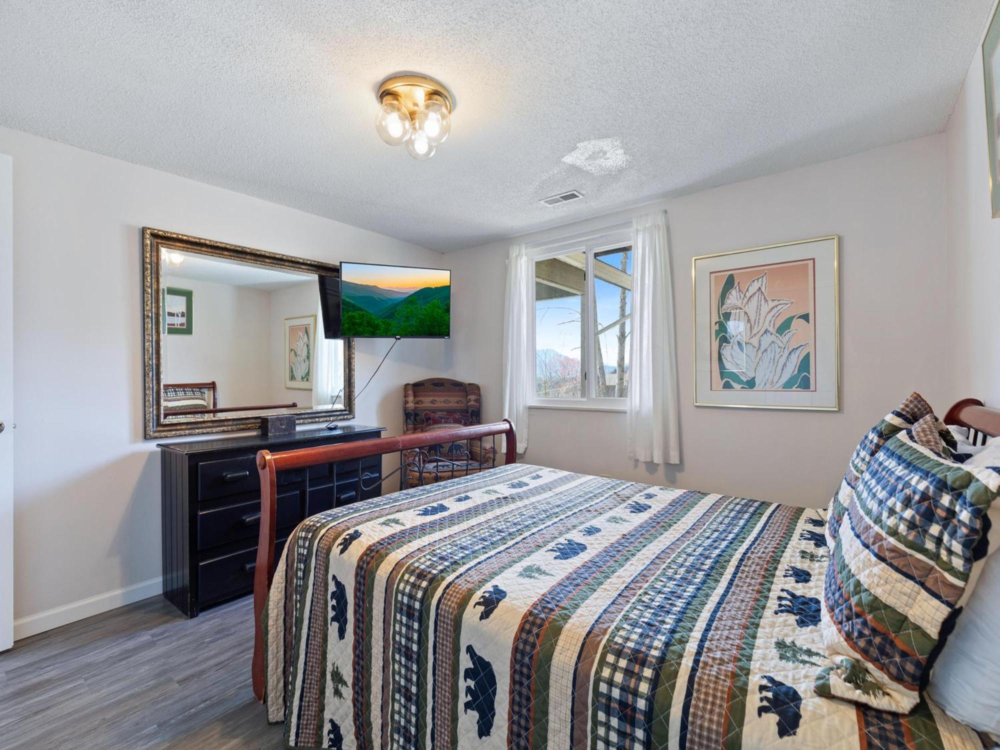 High Cotton, 3 Bedroom, Hot Tub, Mountain View, Sleeps 6, Pet Friendly Gatlinburg Buitenkant foto